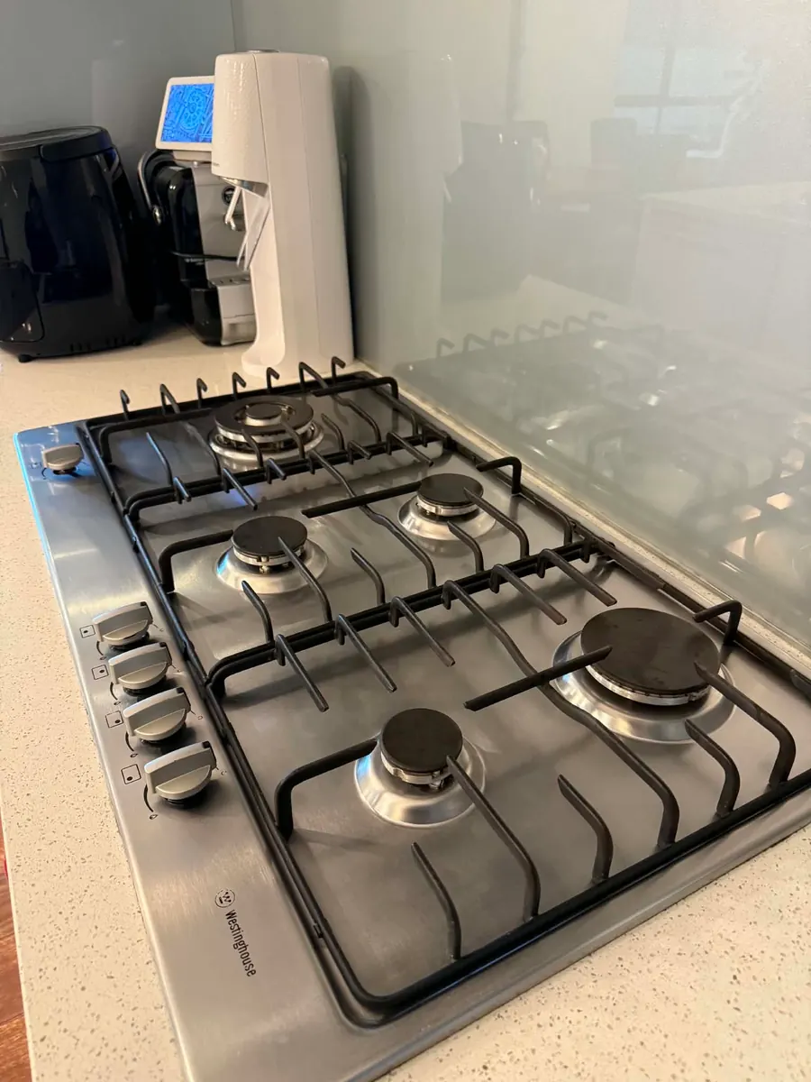 Spotless kitchen stovetop &mdash; Northside Home Cleaning